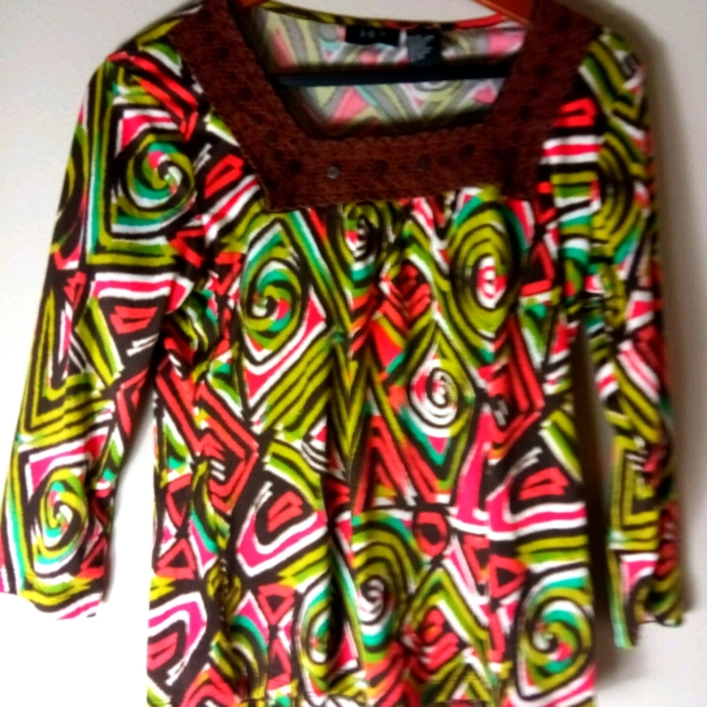 R.O.T. M Bold Tahiti Vibe Long Sleeved 70s Pullover Top in Orange Lime Black